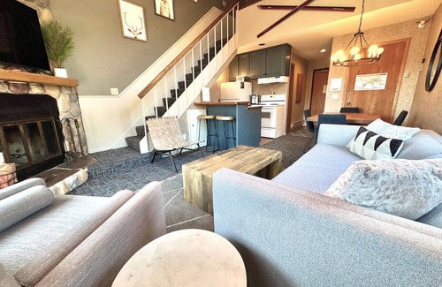 Lutsen Condo | Ski in Ski out Top Floor Condo with Pools Hot tub and more