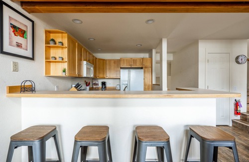 Saddle Ridge House | Ski-in/ski-out townhome with WiFi & W/D