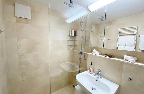 Silvaplana Apartment | Ski & Kite, zentral, modern, 80m2, Balkon - MU11