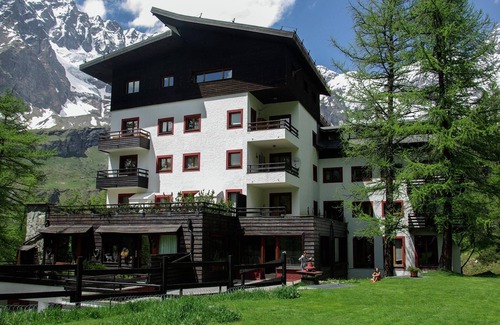 Cervinia Apartment | Ski Retreat, Slopes of Cervinia