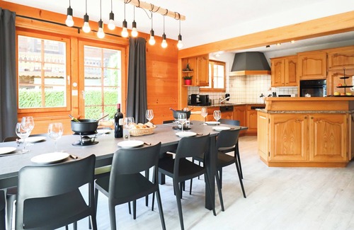 Val d'Illiez Ski Chalet | Ski Stay + SPA in Switzerland in a mountain chalet