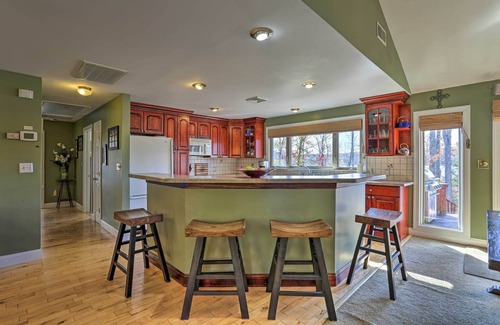 Locust Lake Village House | Ski, Swim & Relax: Waterfront Haven on Pines Lake!
