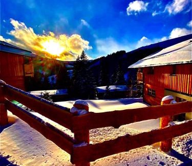 Lachtal Ski Chalet | Skihütte