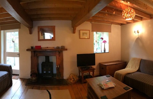 Bethesda House | Skip to the Zipwire and Snowdonia National Park