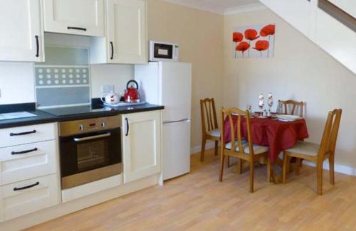 Lanark House | Sky Blue Cottage