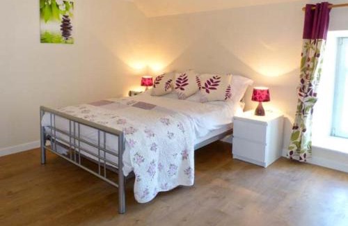 Lanark House | Sky Blue Cottage