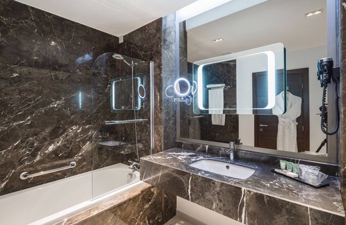 Paulestii Noi Hotel | Sky Blue Hotel & Spa
