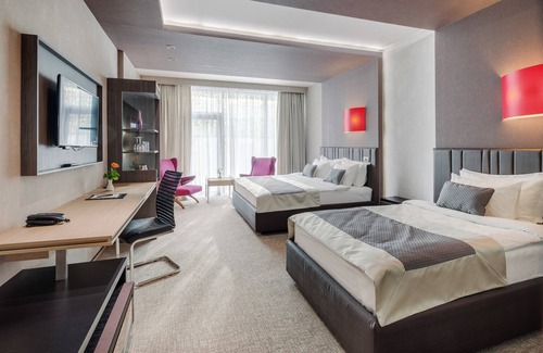 Paulestii Noi Hotel | Sky Blue Hotel & Spa