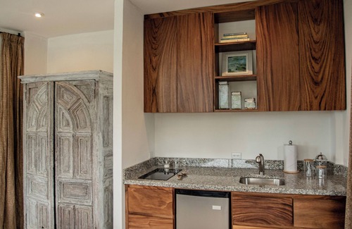 Antigua Guatemala Apartment | Sky Dancer Villa Luxury Studio: Volcano View
