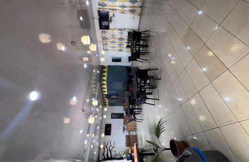 Freetown Hotel | Sky Inn Hotel