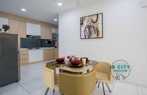 Bukit Indah Apartment | Sky Loft bukit indah(조호바루 게스트하우스)@JB City Homestay