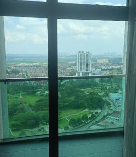 Bukit Indah Apartment | Sky Loft Premium Bukit Indah with Garden View & Nflix HBO A30