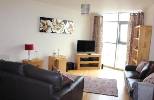 Cardiff City Centre Apartment | Sky Night Serviced Apartments