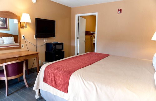 Anthony Hotel | Sky Palace Inn Anthony - 1 King Bed Non Smoking