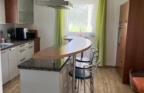 Vilseck Apartment | Sky Ranch, 1 Schlafzimmer, Ruhige Alleinlage
