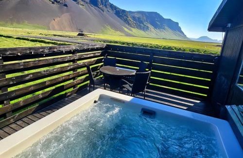 Storidalur House | Sky Retreat & Private Jacuzzi