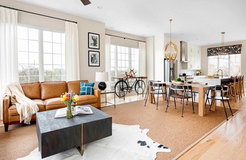 Castleberry Hill House | Sky's the Limit by Minty Living