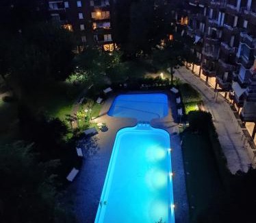 Lambrate Bed & Breakfast | Sky View apartment with Swimming pool, AC, Wifi, M2