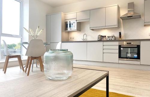 Fleet House | Skyline at Fleet Heights Apartment Six