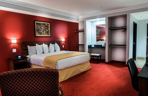 Midway Hotel | Skyline Hotel & Casino