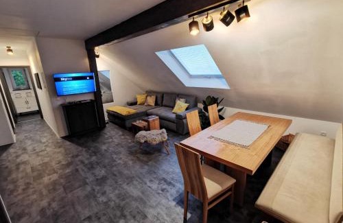 Dornbirn Apartment | Skyline klimatisierte Dachgeschoss-Wohnung in Dornbirn mit Blick ins Rheintal