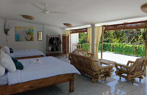 Bukti Bed & Breakfast | Skylodge 1 B&B - Bali Jungle Retreat with Fine Dining & Eco Pool