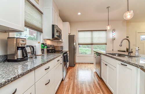 East End - Valley Street House | Skyloft Asheville: Chic & Elevated Stay