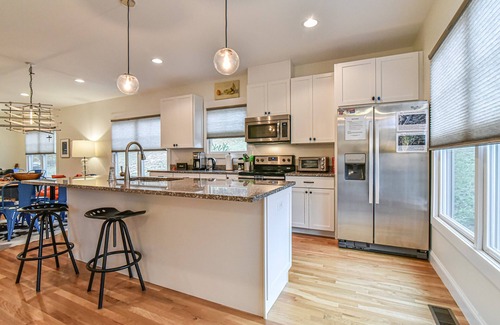 East End - Valley Street House | Skyloft Asheville: Chic & Elevated Stay