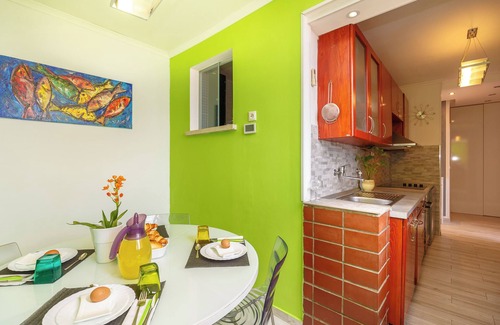 Gruz Apartment | Skyscraper Apartment- Free parking included
