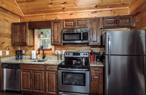 Bryson City Cabin | Skyview J.E.M - Romantic 1BR + Loft Smoky Mountain Cabin w/Hot Tub, Fire Pit & Forest Views