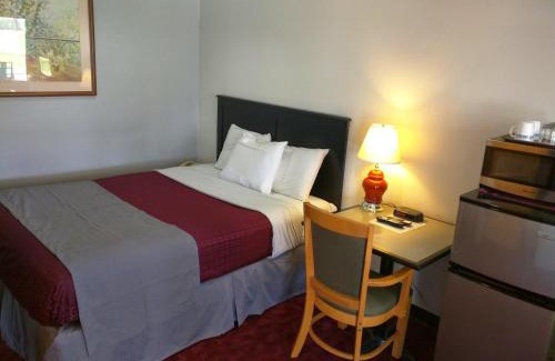 Prairie du Sac Hotel | Skyview Motel - Prairie du Sac