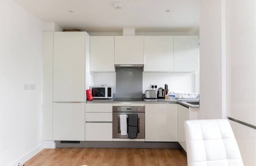 Grange Apartment | Skyvillion - Tower Point Enfield 1bed W balcony