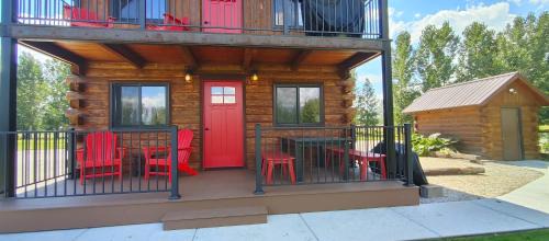 Grantsdale House | SkyWater Cabins