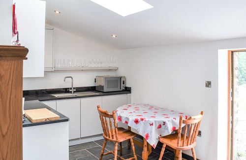Brayford Cottage | Slade Cottage - UK35027