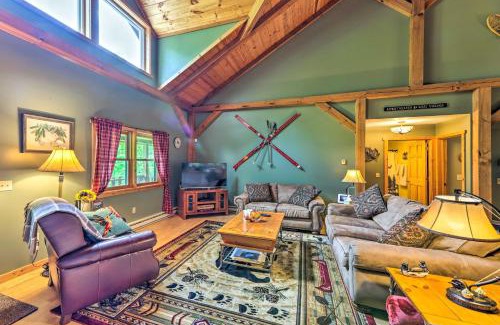 Slatyfork Farm House | Slaty Fork Escape with Mountain View and Hot Tub!