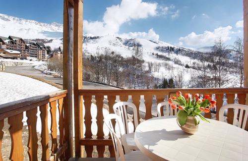 Saint-Francois-Longchamp Condo | Sleeps 6! 2 Bedrooms | Saint-François-Longchamp