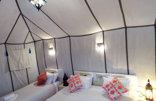 Rissani Bed & Breakfast | SLEEP IN LUXURY TENT IN DESERT !