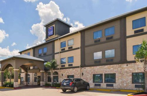 Greater Heights Hotel | Sleep Inn and Suites Downtown Houston