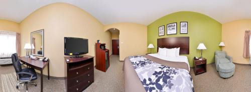 Greater Heights Hotel | Sleep Inn and Suites Downtown Houston