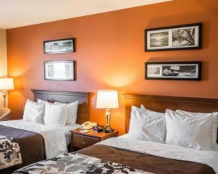 Hays Hotel | Sleep Inn & Suites Hays I-70