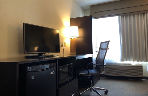 Roseburg Hotel | Sleep Inn & Suites Roseburg North Near Medical Center