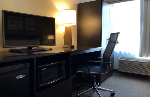 Roseburg Hotel | Sleep Inn & Suites Roseburg North Near Medical Center