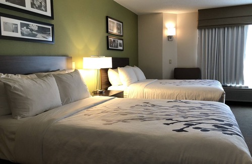 Roseburg Hotel | Sleep Inn & Suites Roseburg North Near Medical Center