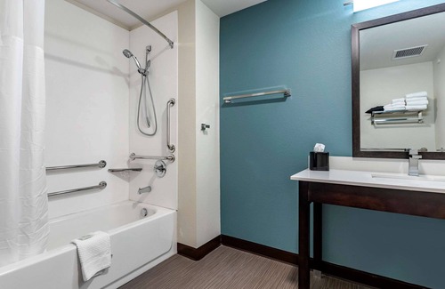 Waukee Hotel | Sleep Inn Waukee-West Des Moines