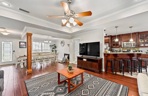 Enterprise House | Sleeps 10 I Pet-friendly I Mins to FT Rucker