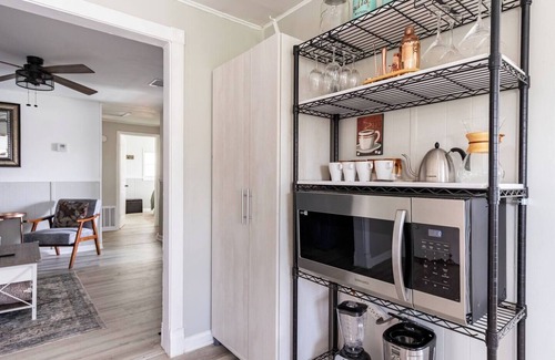 Seguin Other | Sleeps 12, 8 beds, 2 Units (3/2 & 1/1), 100% Fenced-In & Very Private by TLU