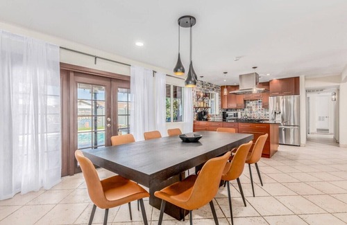 New Papago Parkway House | Sleeps 12 | Pool |Outdoor Living |Mins to Old Town