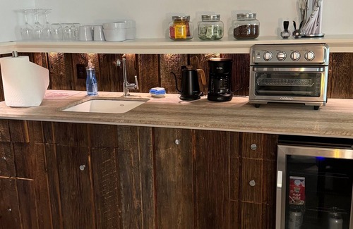 West of Town Apartment | Sleeps 2+, newly renovated suite, kitchenette.