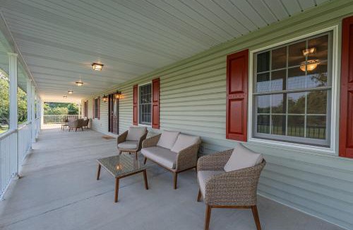 Lansing House | Sleeps 29, 8300 sq ft house, 6 acres