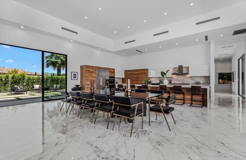 Indio House | Sleeps 54 | 3 Luxury Villas w/Pool + Spa, Pickleball | Bravo by AvantStay